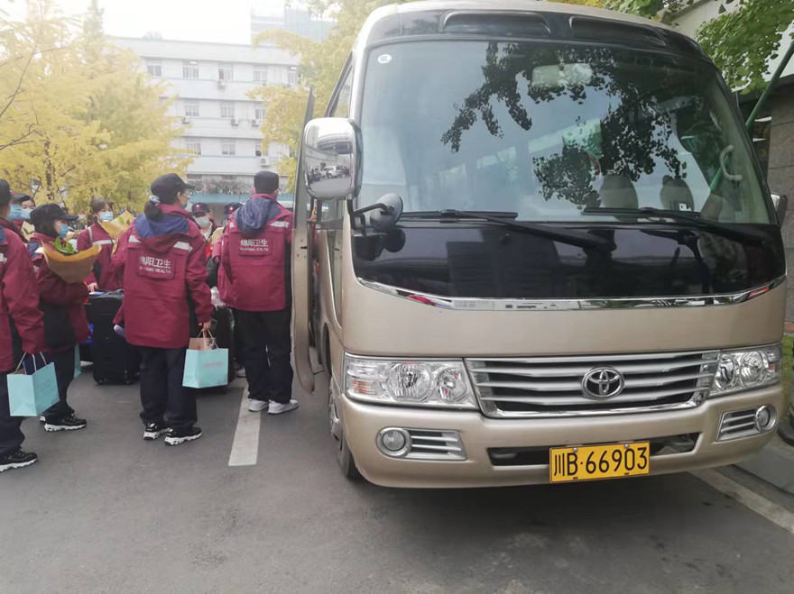 泰安租赁参与疫情防控照片2_副本