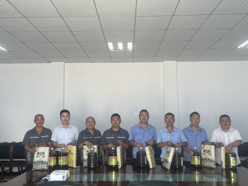 八一慰问活动 八一慰问活动